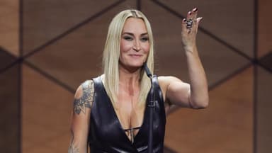 Sarah Connor Hand hoch