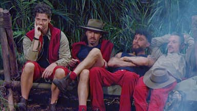 Stephen Dürr, Gil Ofarim, Patrick Romer und Hardy Krüger jr. im Dschungelcamp