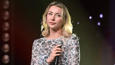 Anna-Carina Woitschack guckt traurig