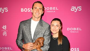 Alex Zverev und Sophia Thomalla mit ihrem Hund