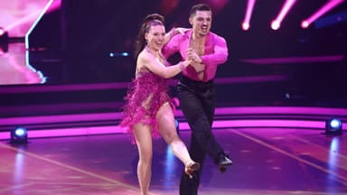 Bibi Heinicke mit Zsolt sandor cseke in erster Let's Dance Liveshow