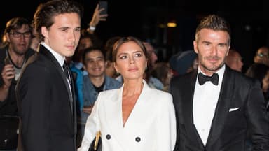 Brooklyn Beckham mit seinen Eltern Victoria und David Beckham 