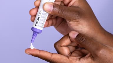 Rescue Balm gegen Pickel