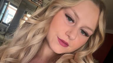 Sarah-Jane Wollny Selfie