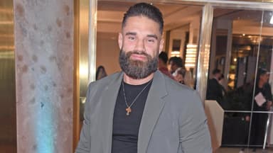 Aleks Petrovic lächelt bei den Reality TV Awards