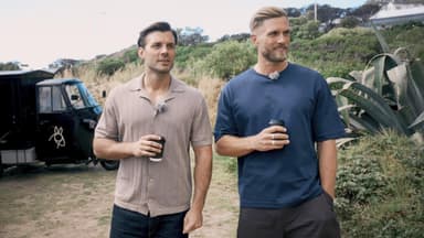 Tim Reitz und Sebastian Paul mit Kaffee
