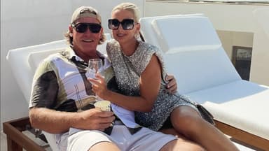 Peggy Jerofke mit Steff Jerkel auf Liegen