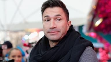 Lucas Cordalis mit schwarzem Schal