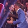 Amira und Oliver Pocher umarmen sich bei "Let's Dance"