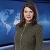Susanne Daubner vor Tagesschau-Wand