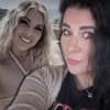 Iris Klein sieht nachdenklich aus, Jenny Frankhauser ausgegraut im Hintergrund