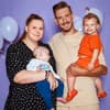 Lavinia Wollny und Tim Katzenbauer mit Haylie Emilia und Baby Linus Tim