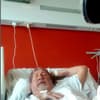 Kathrin Mermi-Schmelz mit Thommy im Krankenhaus