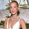 Bella Hadid im eleganten Abendlook