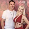 Daniela Katzenberger und Lucas Cordalis posieren Arm in Arm
