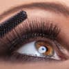 Mascara auftragen