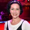 Marisa Burger strahlt im Zirkus