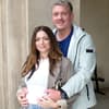 Gustav Masurek und Anne Menden mit Babybauch