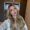 Shania Geiss Selfie