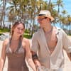 Melina Hoch und Max Bornmann am Strand