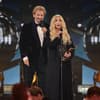 Thomas Gottschalk und Cher gemeinsam auf der Bühne beim Bambi 2025