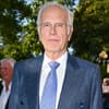 Harald Schmidt im blauen Anzug
