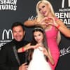 Daniela Katzenberger und Lucas Cordalis mit Tochter Sophia auf dem Red Carpet