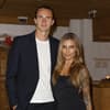 Alexander Zverev und Sophia Thomalla posieren zusammen