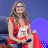 Heidi Klum mit Hund Fritz auf der OMR 2026 in Hamburg auf der Bühne
