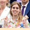 Prinzessin Beatrice lacht im Publikum beim Wimbledon Tennis Championship