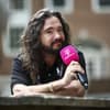 Tom Kaulitz mit MagentaTV-Mikro