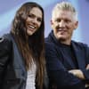 Bastian Schweinsteiger und Esther Sedlaczek lächeln