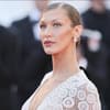 Bella Hadid ernst