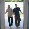 Tim Reitz und Sebastian Paul gehen durch Tür