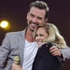 Florian Silbereisen und Helene Fischer kuscheln und lachen