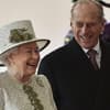 Queen Elizabeth II. und Prinz Philip lachen