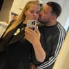 Sylvana Wollny und Florian Köster machen ein Selfie