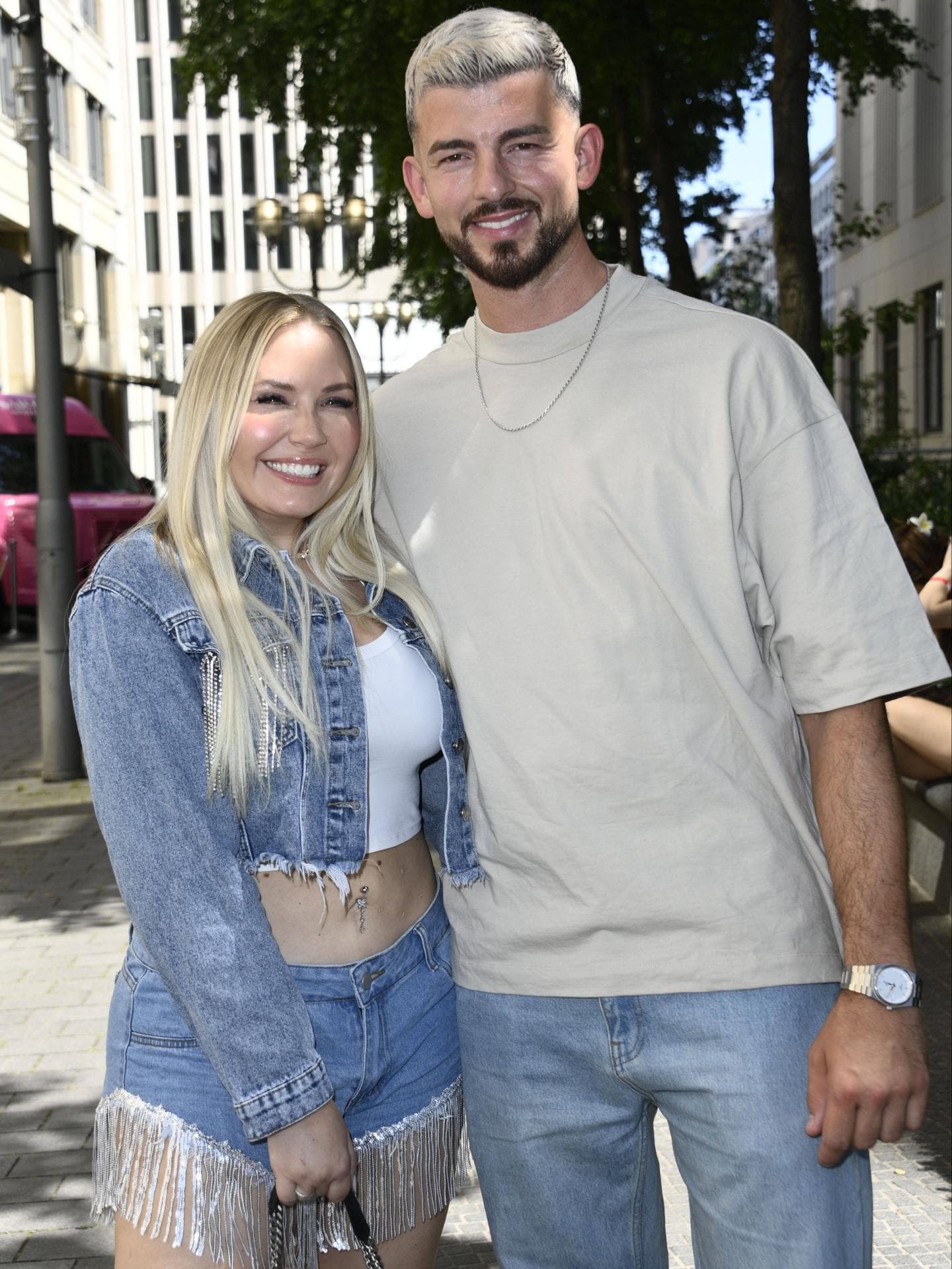 Marlisa Rudizo (Mrs. Marlisa) und Sinan Smile auf der Berlin Fashion Week 2025
