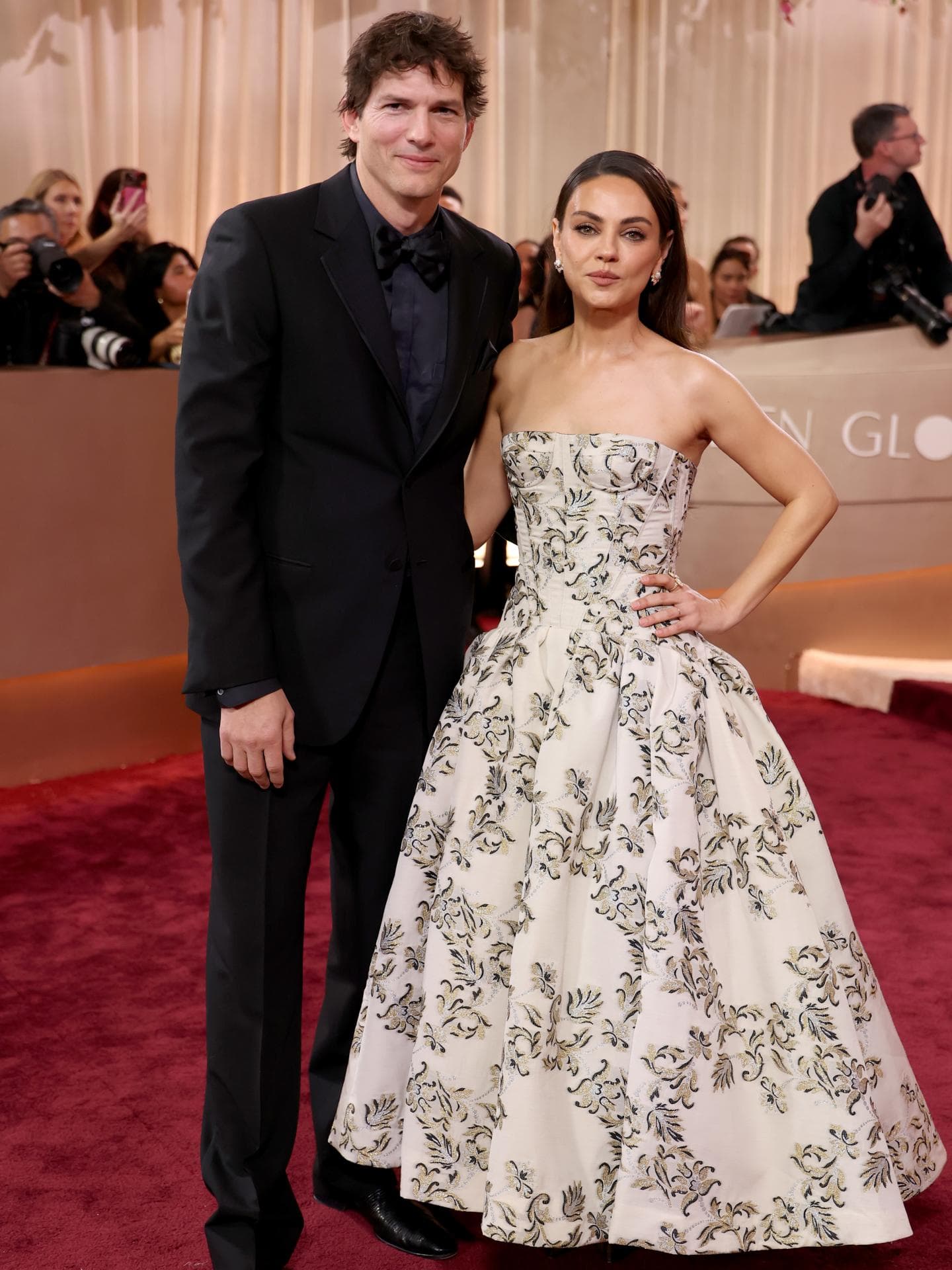 Ashton Kutcher und Mila Kunis bei Golden Globes
