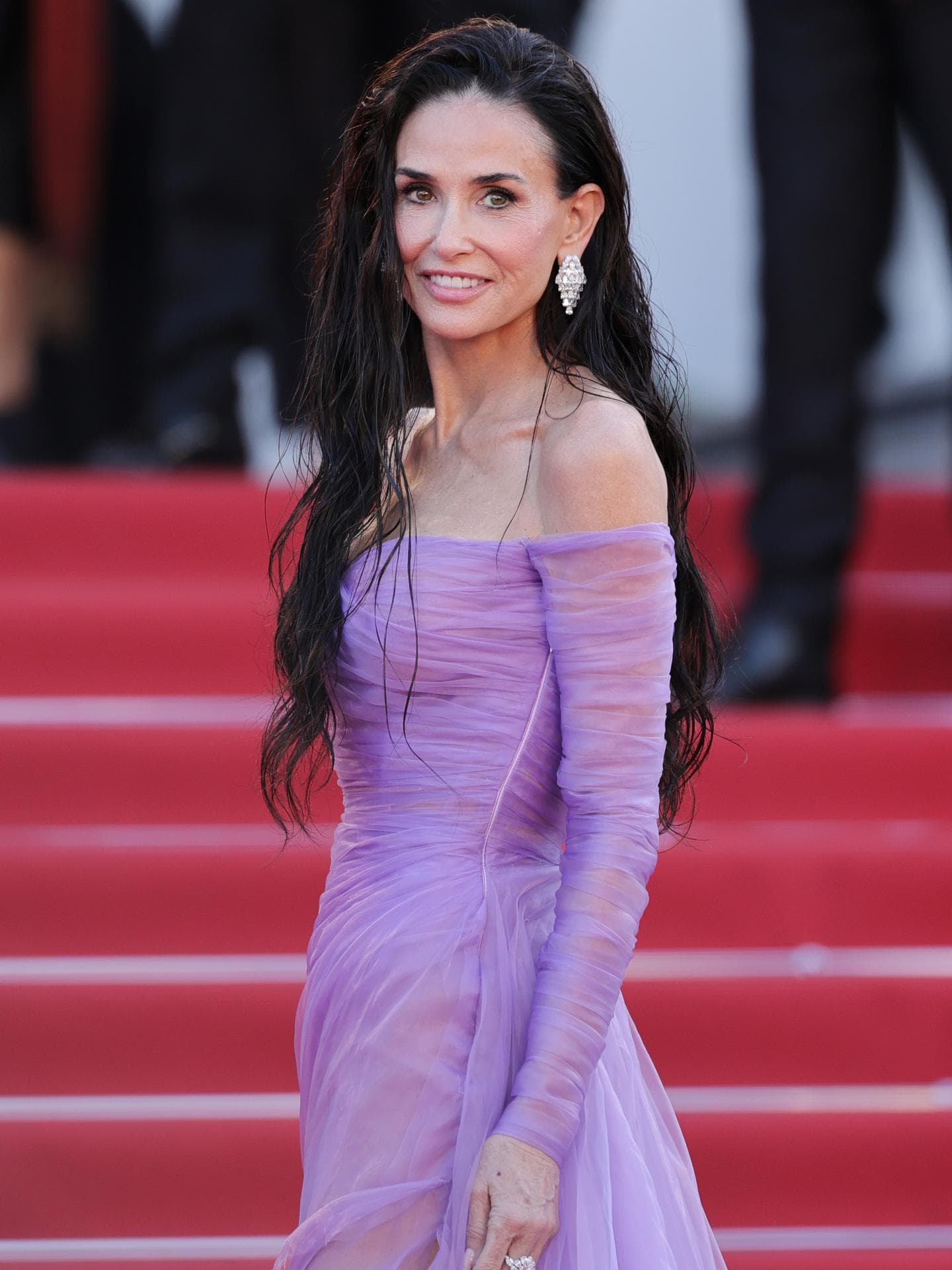 Demi Moore in Lila