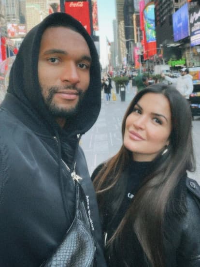 Jonathan Tah mit Ehefrau Luisa in New York City