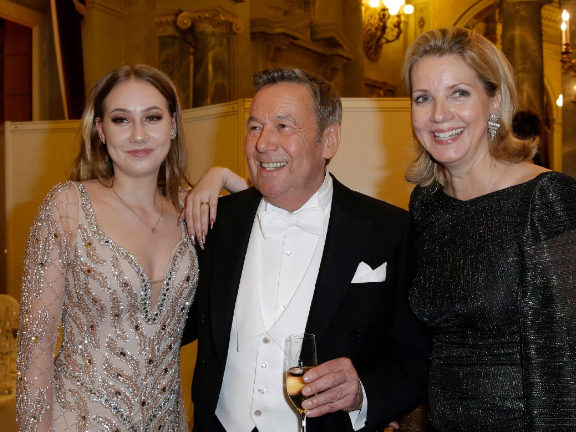 Roland Kaiser mit seiner Tochter Annalena Kaiser und seiner Frau Silvia