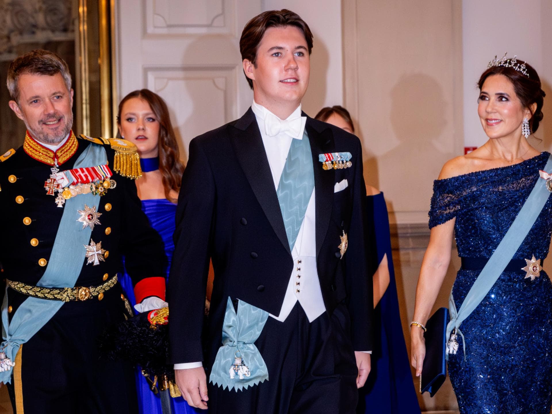 Prinz Frederik, Prinz Christian und Prinzessin Mary von Dänemark. 