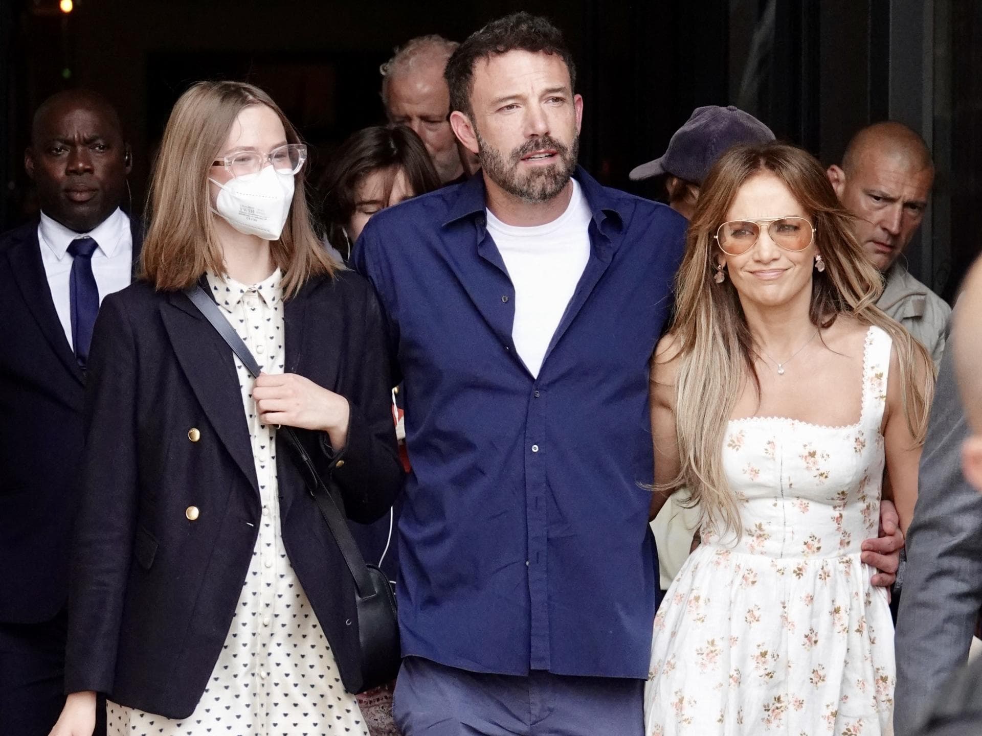 Ben Affleck im Arm mit Tochter Violet und Jennifer Lopez