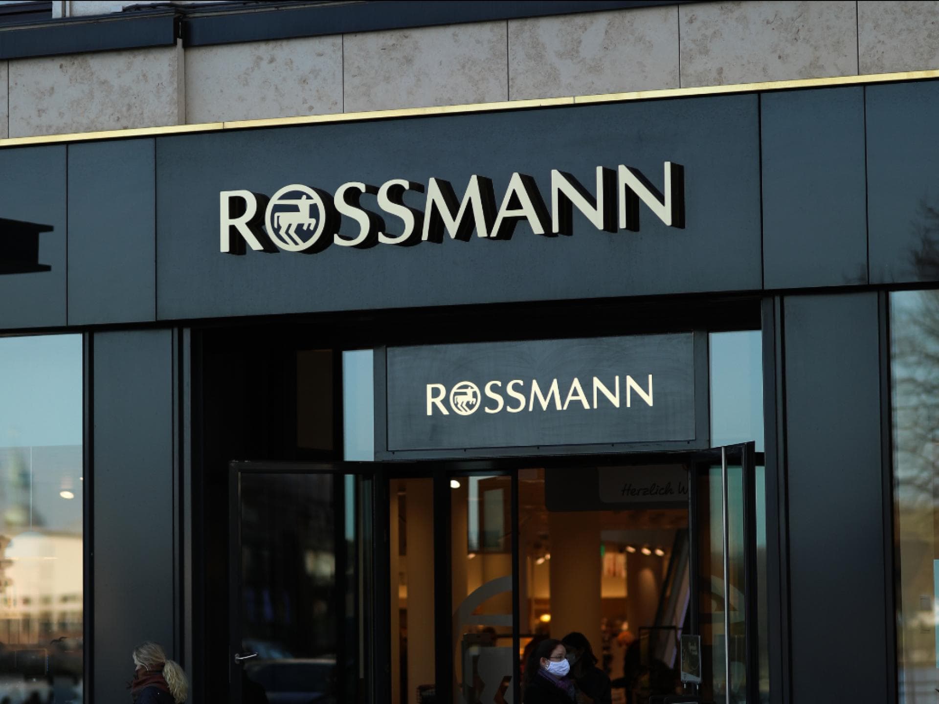 rossmann wimperntusche rossmann-logo-gold