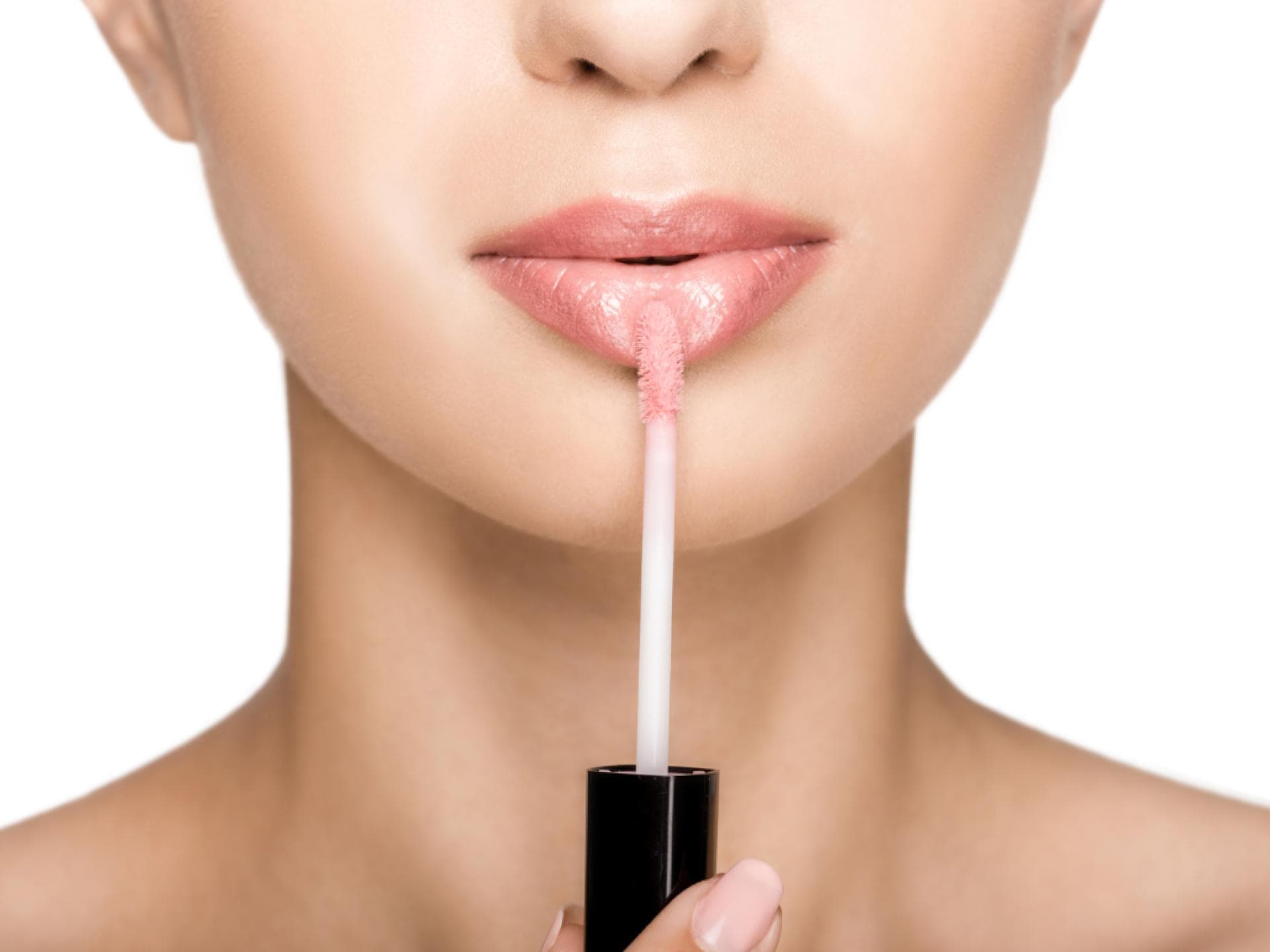 Lippenöl Red Carpet Frau trägt Lippenöl auf