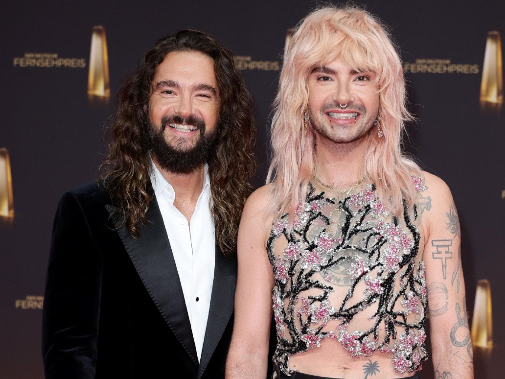 netflix kaulitz tom und bill kaulitz lächeln