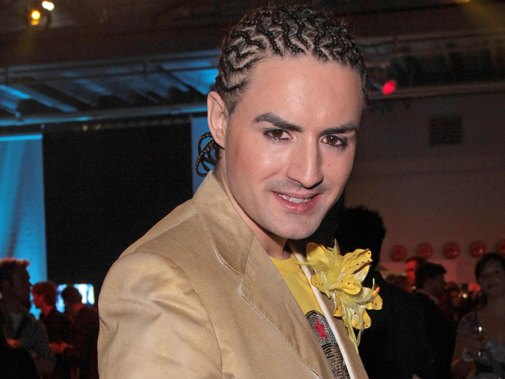 Menderes mit Rastazöpfen