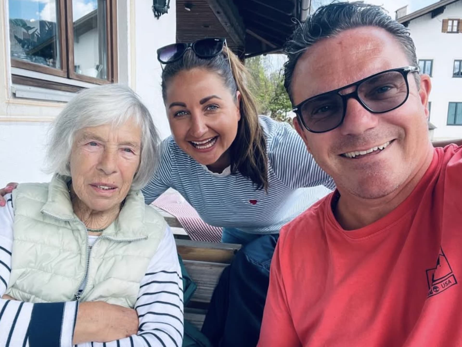 Stefan Mross mit seiner Mutter und Freundin Eva Luginger