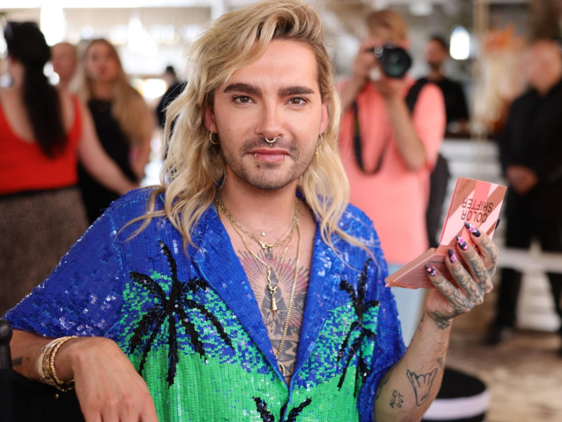 Bill Kaulitz mit langen Haaren